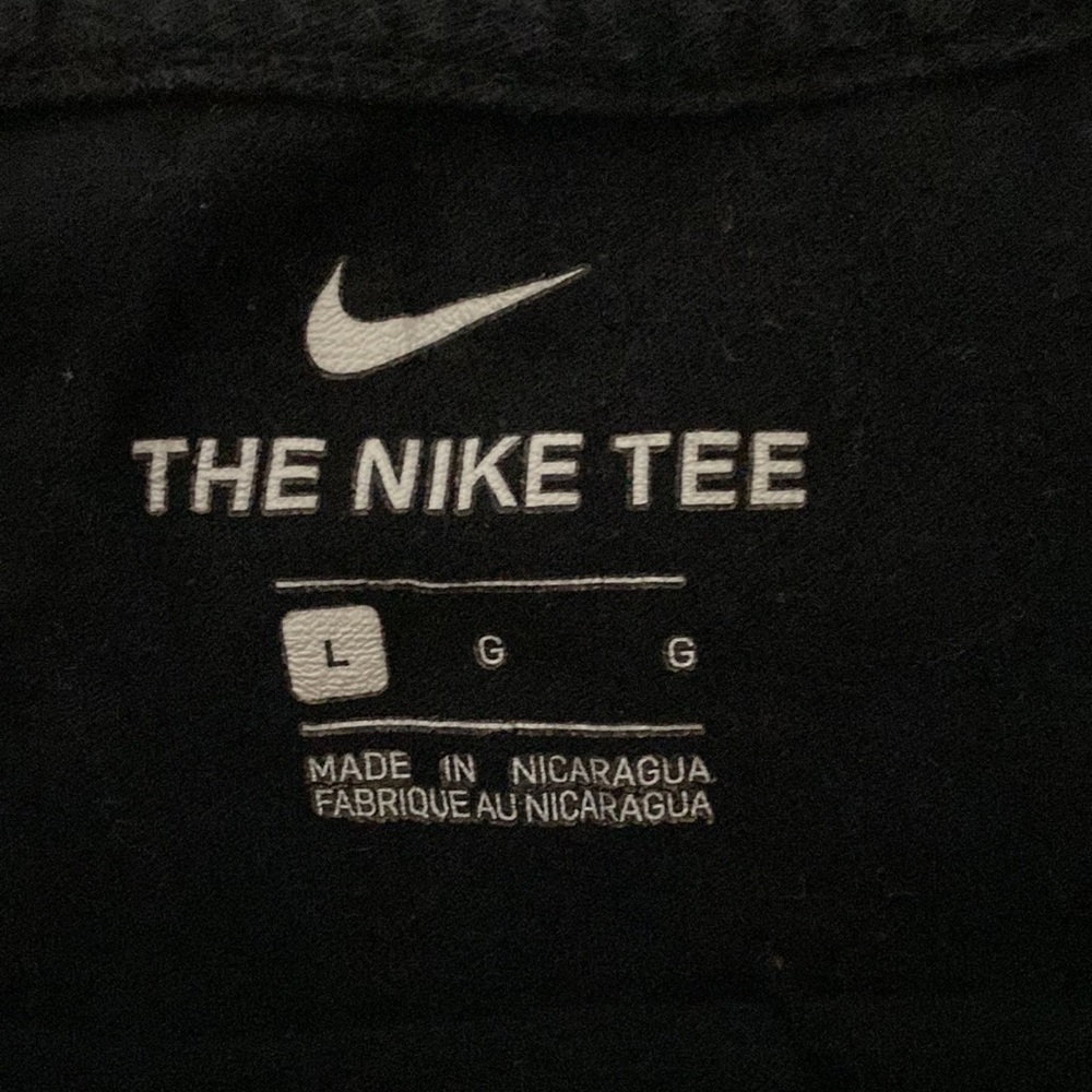Nike black t-shirt - Picture 3 of 3